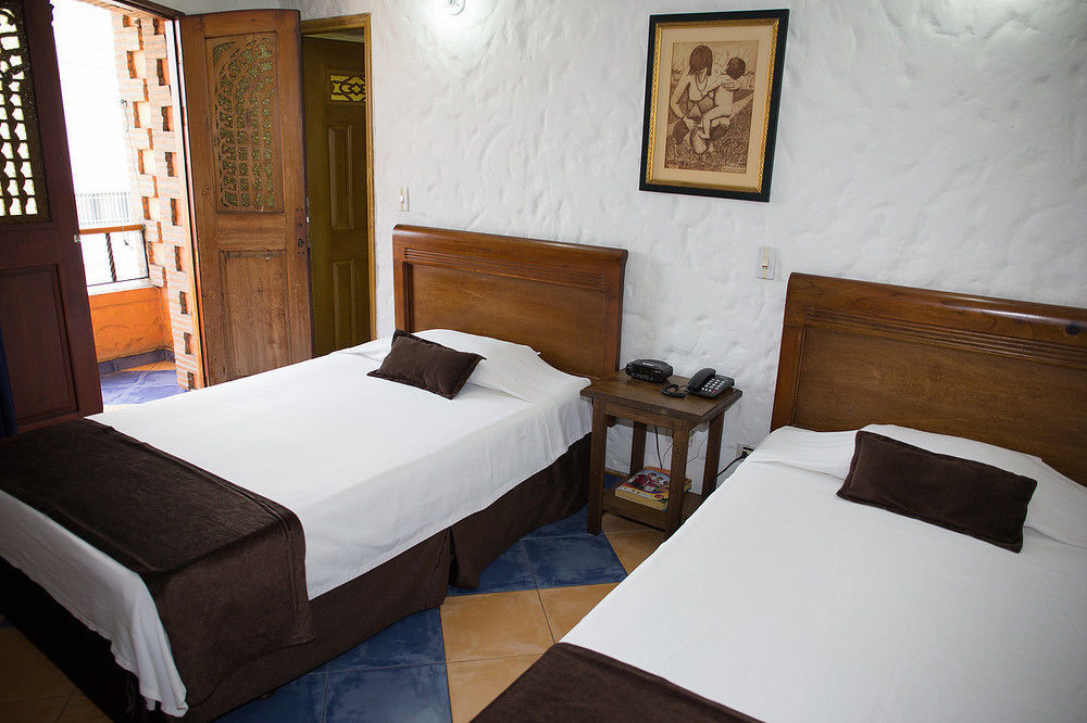 Hotel Ayenda 1223 Porton De La 10 à Medellín Extérieur photo